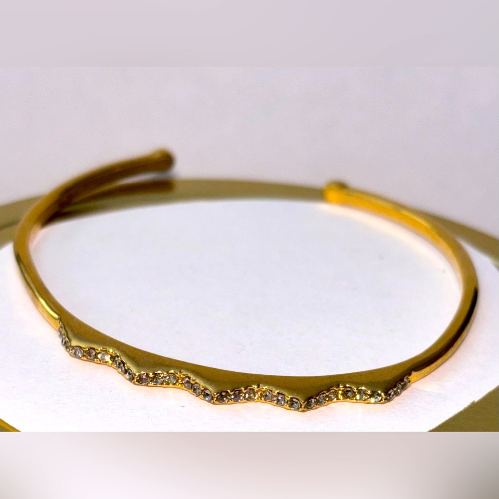 Crown Style Bangle with Crystal Accents